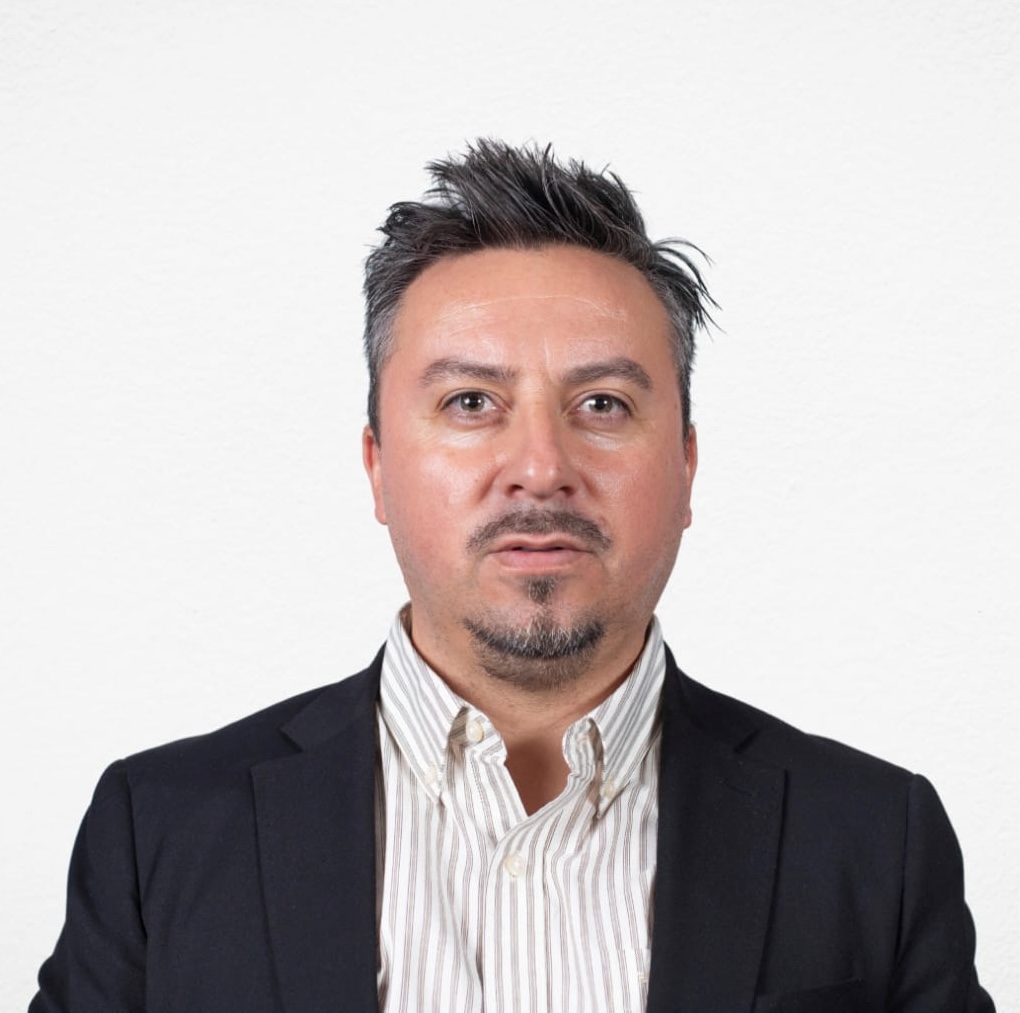 Dr. Alexis Espinoza